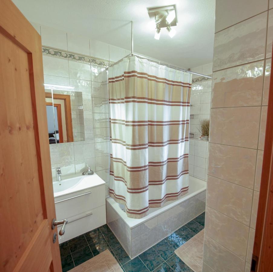 Idyll Im Gruenen Apartment Бад Александерсбад Екстериор снимка