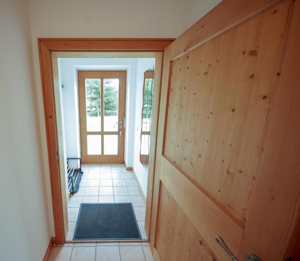 Idyll Im Gruenen Apartment Бад Александерсбад Екстериор снимка